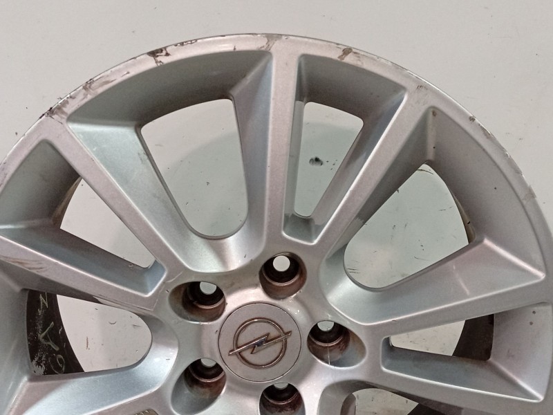 Recambio de llanta para opel zafira / zafira family b (a05) 1.9 cdti (m75) referencia OEM IAM 13120652  