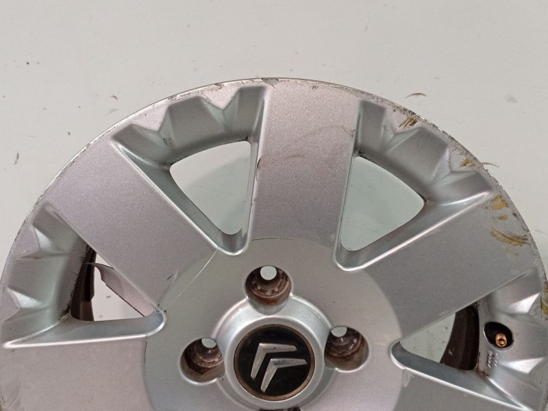 Recambio de llanta para citroën c2 (jm_) 1.1 referencia OEM IAM 9670481380  