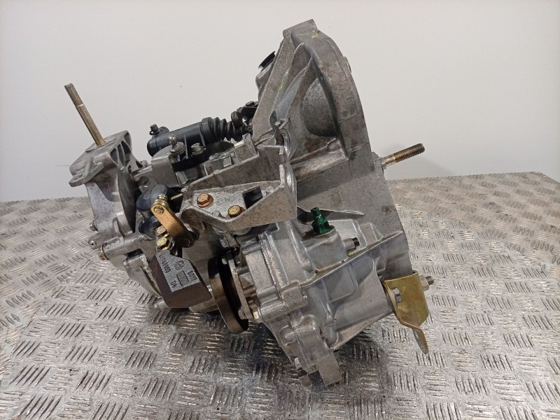 Recambio de caja cambios para fiat punto (188_) 1.9 jtd referencia OEM IAM 55180653  