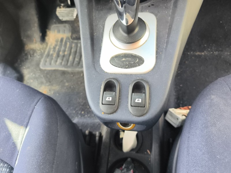 Recambio de mando elevalunas delantero derecho para peugeot 1007 (km_) 1.6 16v referencia OEM IAM 96401469XT  
