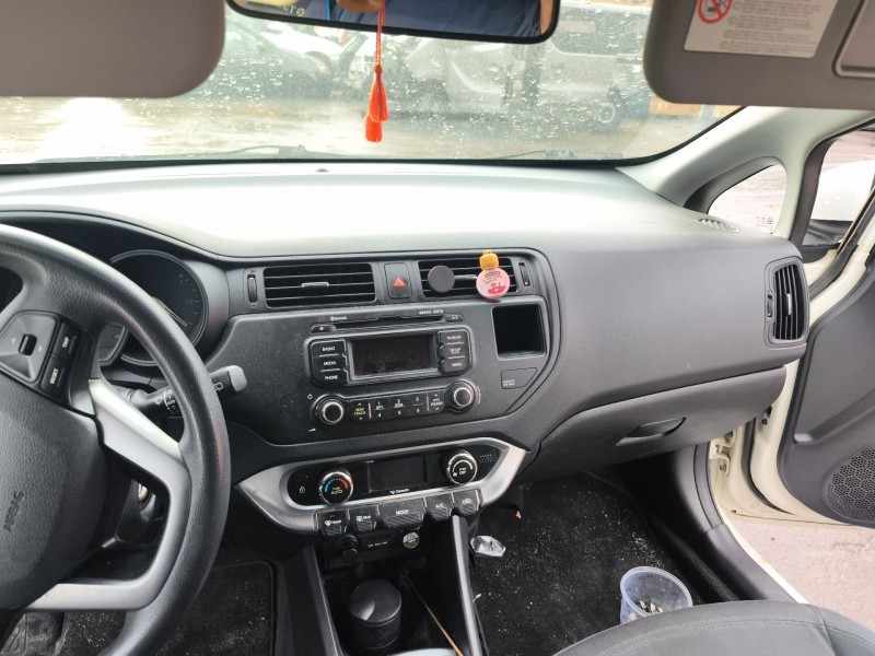 Recambio de salpicadero para kia rio iii (ub) 1.4 cvvt referencia OEM IAM 847101W100HU  