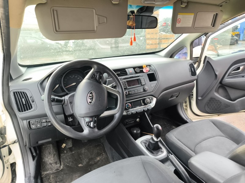 Recambio de salpicadero para kia rio iii (ub) 1.4 cvvt referencia OEM IAM 847101W100HU  