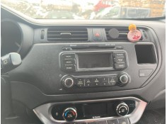 Recambio de sistema audio / radio cd para kia rio iii (ub) 1.4 cvvt referencia OEM IAM 961701W750CA  