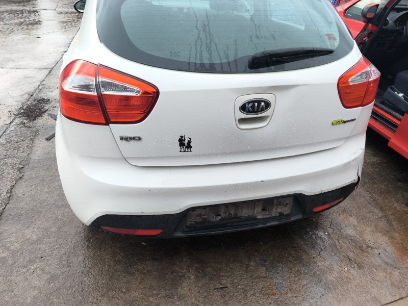 Recambio de refuerzo paragolpes trasero para kia rio iii (ub) 1.4 cvvt referencia OEM IAM 866311W200  