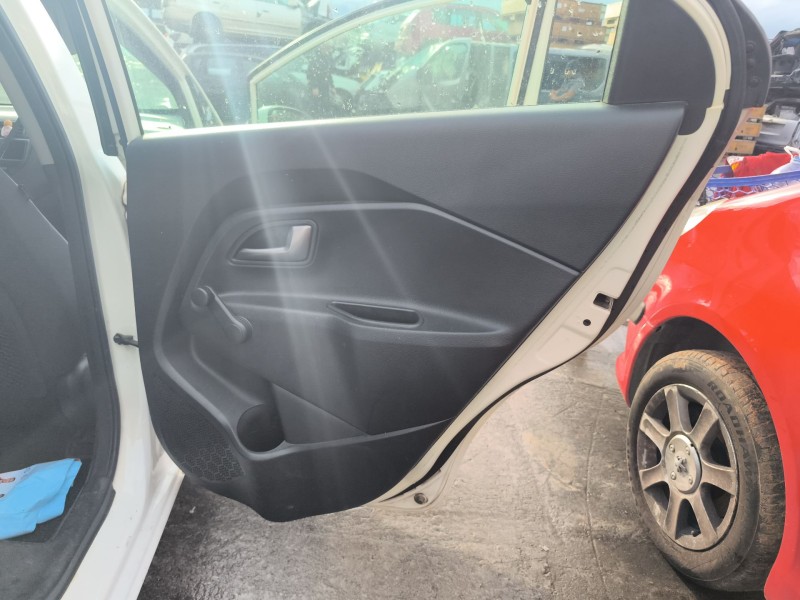 Recambio de guarnecido puerta trasera derecha para kia rio iii (ub) 1.4 cvvt referencia OEM IAM 833401W020  