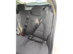 Recambio de enganche cinturon trasero izquierdo para kia rio iii (ub) 1.4 cvvt referencia OEM IAM 898301W200HIJ  