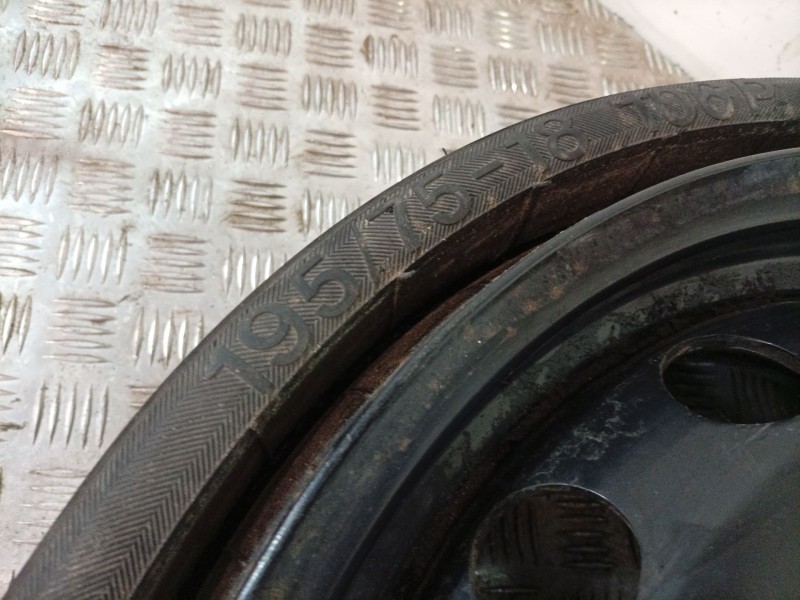 Recambio de neumatico repuesto para audi q7 (4lb) 4.2 fsi quattro referencia OEM IAM 7L0601027A VREDESTEIN 