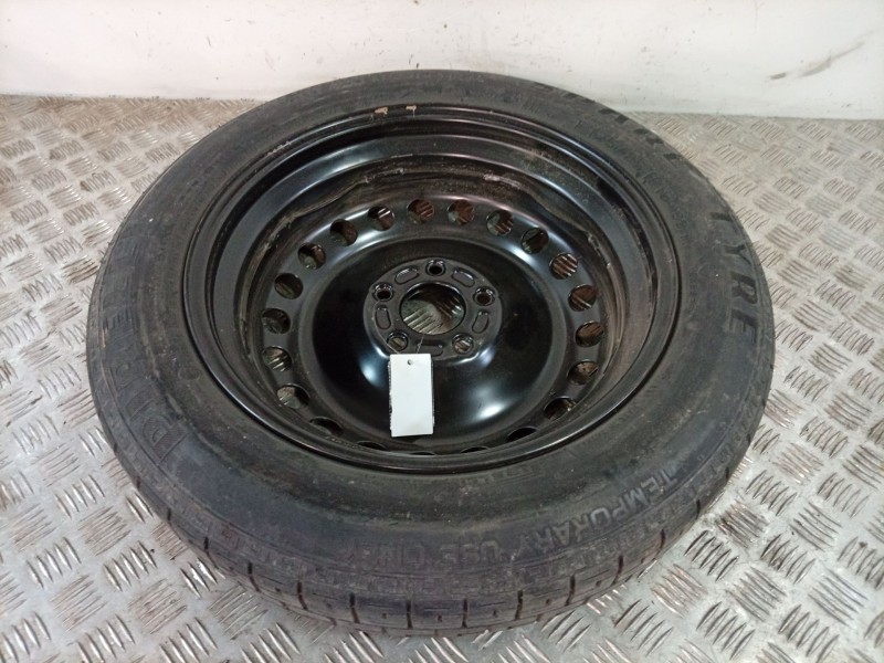 Recambio de neumatico repuesto para volvo v50 (545) 1.8 referencia OEM IAM 3068391 PIRELI 