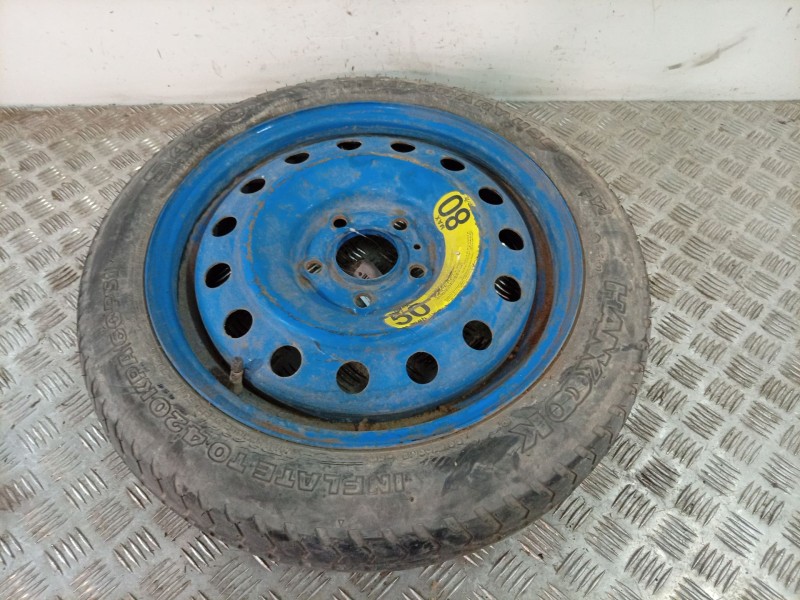 Recambio de neumatico repuesto para kia carens iv 1.7 crdi referencia OEM IAM 529103S910 HANKOOK 