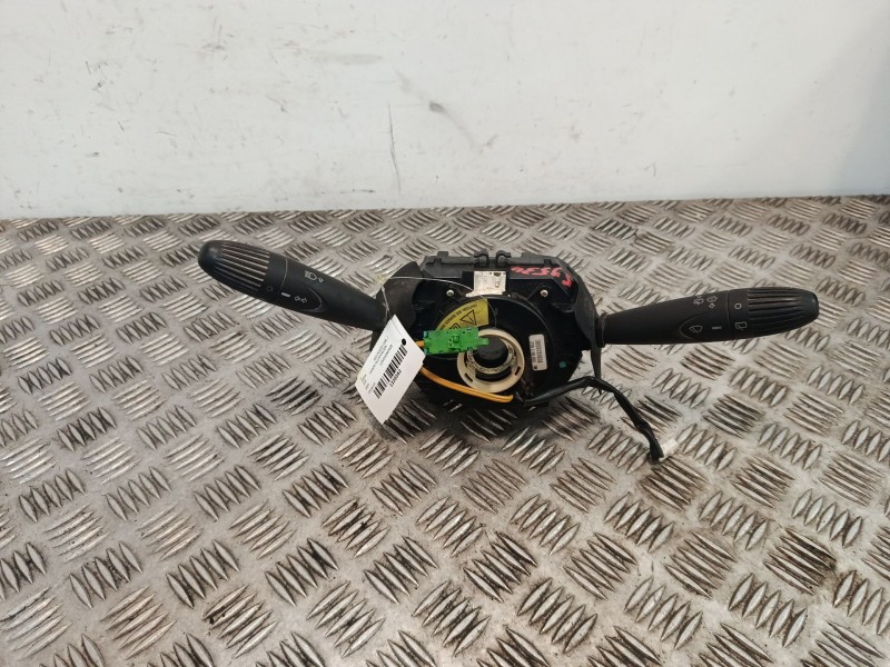 Recambio de mando multifuncion para fiat punto (188_) 1.9 jtd referencia OEM IAM 735381051  