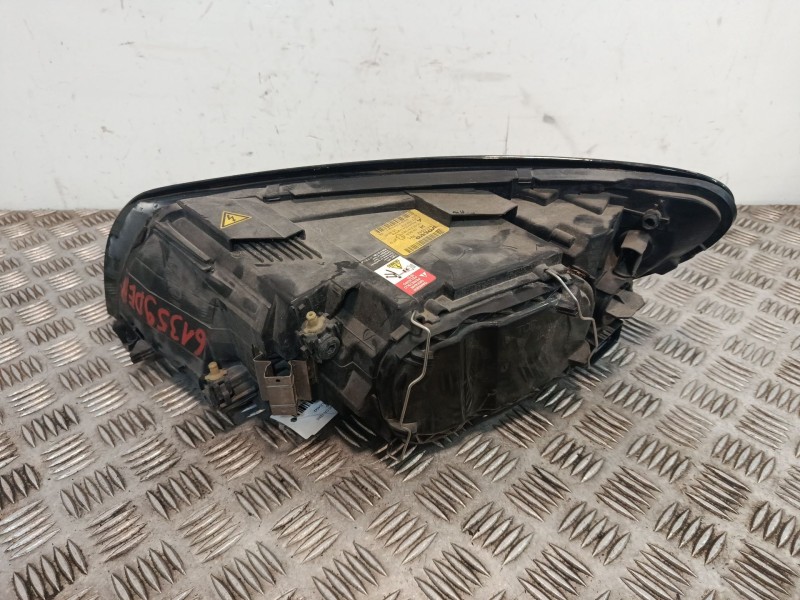 Recambio de faro derecho para volvo c30 (533) 1.6 referencia OEM IAM 0301232202  