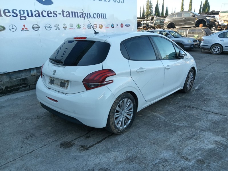 peugeot 208 i (ca_, cc_) del año 2018