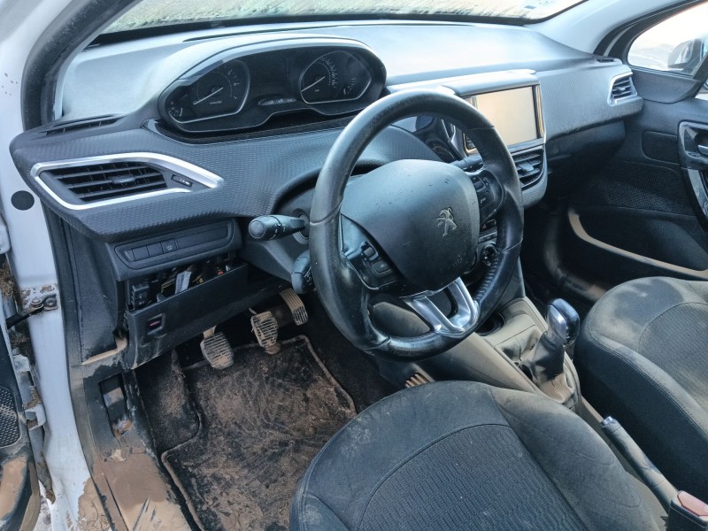 peugeot 208 i (ca_, cc_) del año 2018