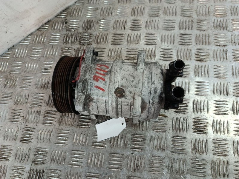 Recambio de compresor aire acondicionado para mitsubishi canter fe73 3.0 diesel referencia OEM IAM 685D805039  