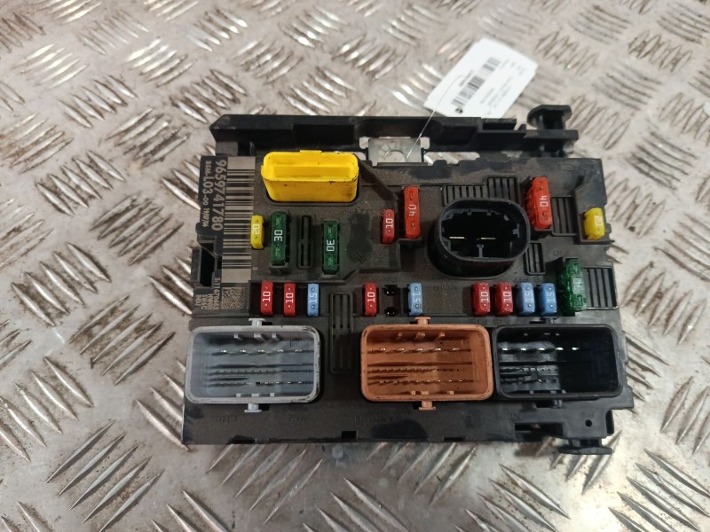 Recambio de caja reles / fusibles para citroën c3 i (fc_, fn_) 1.1 i referencia OEM IAM 9659741780  