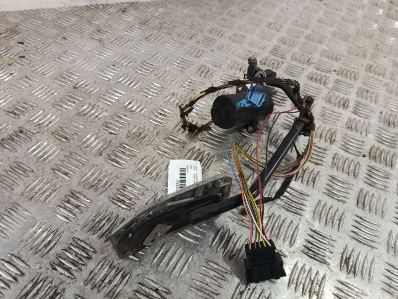 Recambio de pedal acelerador para volkswagen t4 transporter/furgoneta (mod. 1991) referencia OEM IAM   