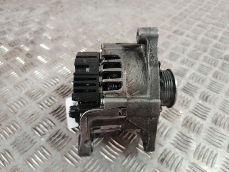 Recambio de alternador para audi a4 b6 (8e2) 2.5 tdi quattro referencia OEM IAM LRA01975  