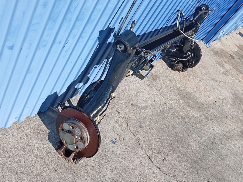Recambio de puente trasero para audi a1 (8x1, 8xk) 1.6 tdi referencia OEM IAM 6R0500051B  
