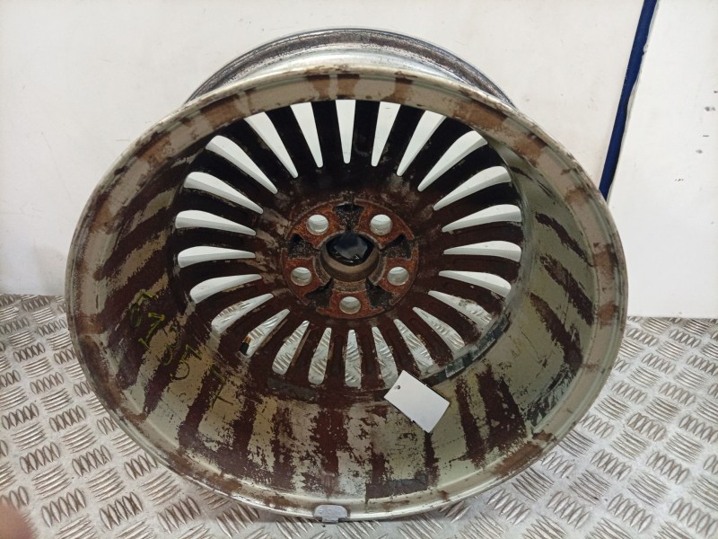 Recambio de llanta para ford mondeo iv turnier (ba7) 1.8 tdci referencia OEM IAM 2260843  