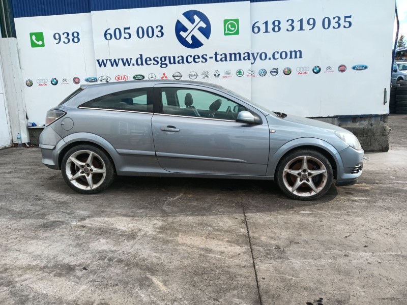 opel astra h gtc (a04) del año 2005
