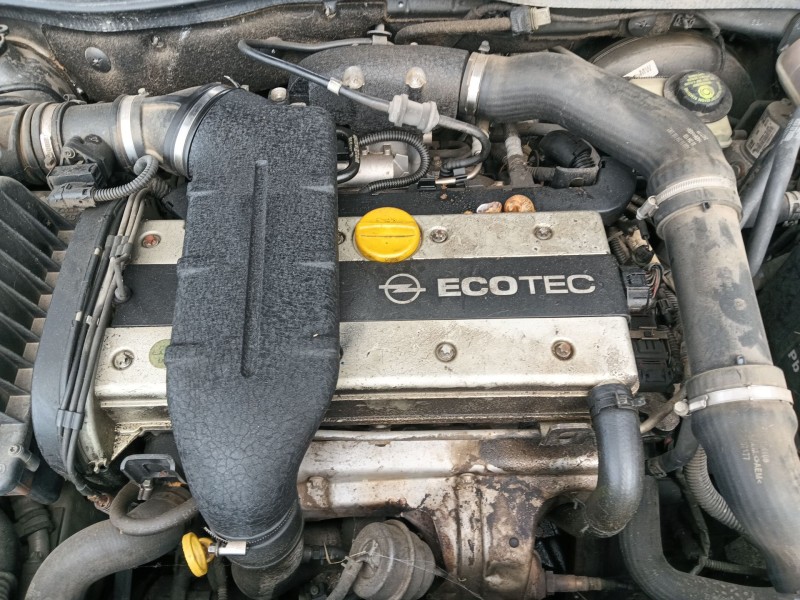 opel astra h gtc (a04) del año 2005