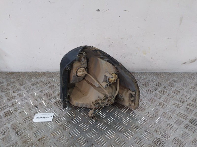 Recambio de piloto trasero izquierdo para hyundai santa fé i (sm) 2.0 crdi 4x4 referencia OEM IAM 924012B020  