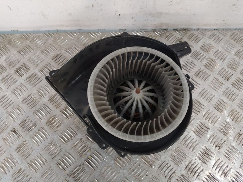 Recambio de motor calefaccion para audi a1 (8x1, 8xk) 1.6 tdi referencia OEM IAM 6R1819015  