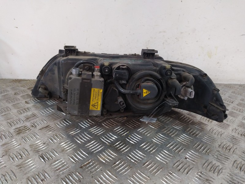 Recambio de faro derecho para bmw 5 (e39) 530 d referencia OEM IAM 15214000  