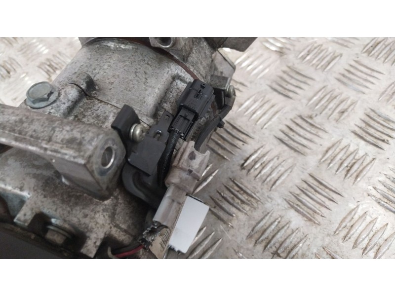 Recambio de compresor aire acondicionado para renault clio iv (bh_) 1.5 dci 90 referencia OEM IAM 926002352R  