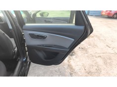 Recambio de guarnecido puerta trasera derecha para seat leon (5f1) 2.0 tdi referencia OEM IAM 5F4867134  