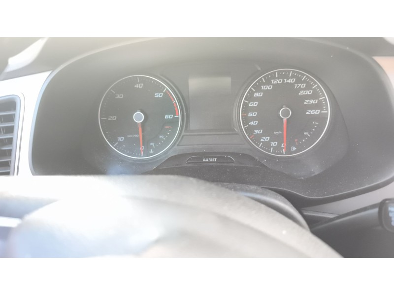 Recambio de cuadro instrumentos para seat leon (5f1) 2.0 tdi referencia OEM IAM 5F0920863C  
