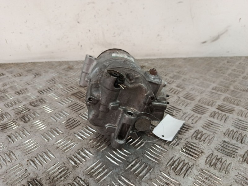 Recambio de compresor aire acondicionado para audi a3 sportback (8pa) 2.0 tdi referencia OEM IAM 1K0820859F  