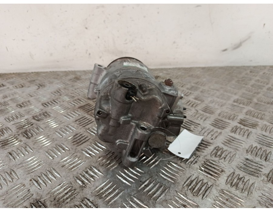 Recambio de compresor aire acondicionado para audi a3 sportback (8pa) 2.0 tdi referencia OEM IAM 1K0820859F  