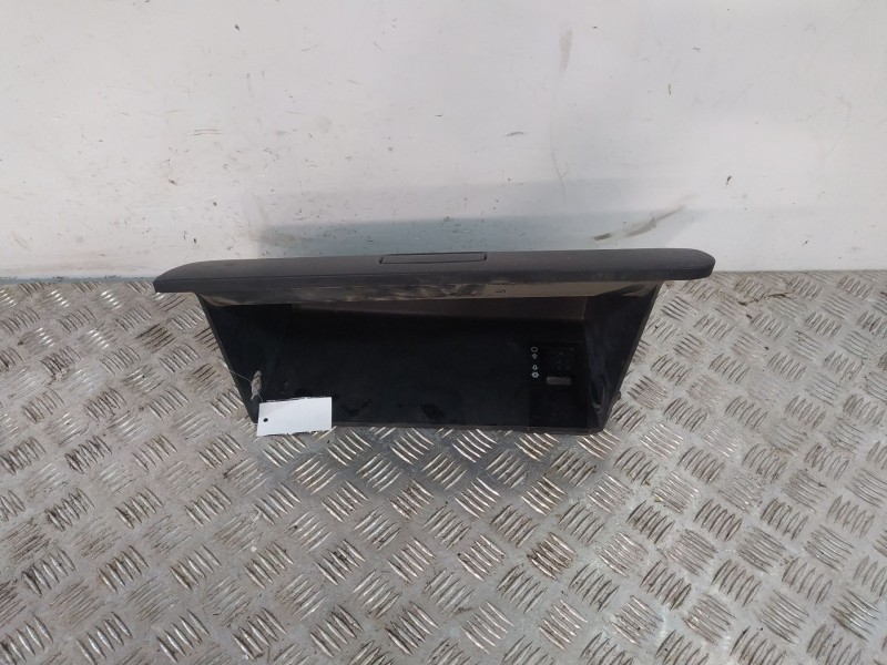 Recambio de guantera para kia sportage referencia OEM IAM 845103U040WK  