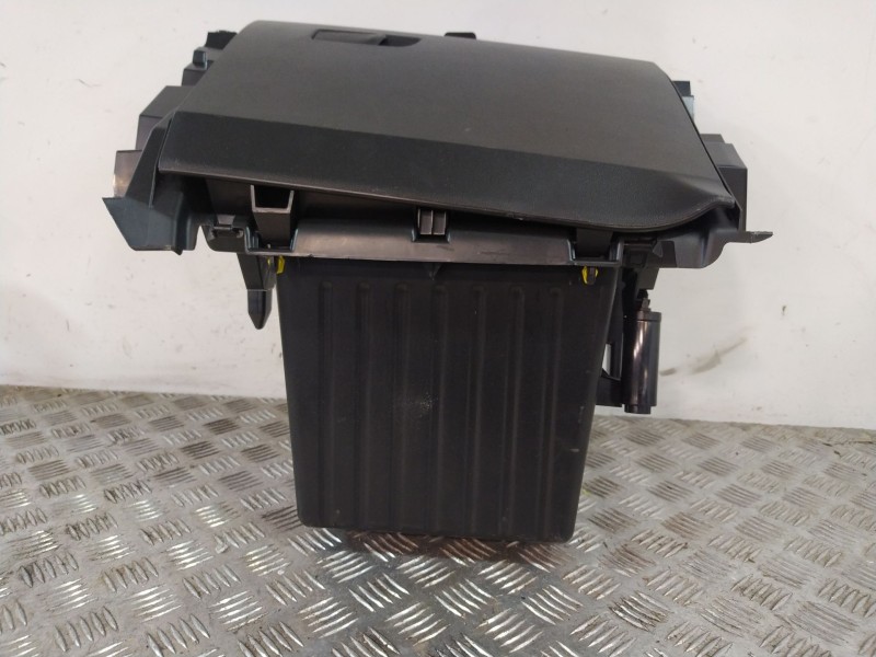 Recambio de guantera para renault captur ii (hf_) tce 160 (hfn1) referencia OEM IAM 685000951R  