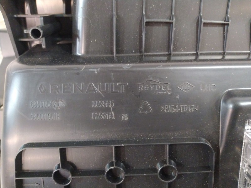Recambio de guantera para renault captur ii (hf_) tce 160 (hfn1) referencia OEM IAM 685000951R  