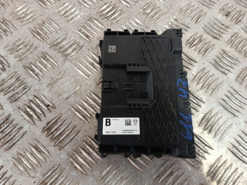 Recambio de modulo electronico para renault captur ii (hf_) tce 160 (hfn1) referencia OEM IAM 284Z17227R  