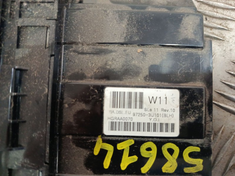 Recambio de mando climatizador para kia sportage referencia OEM IAM 972503U101  