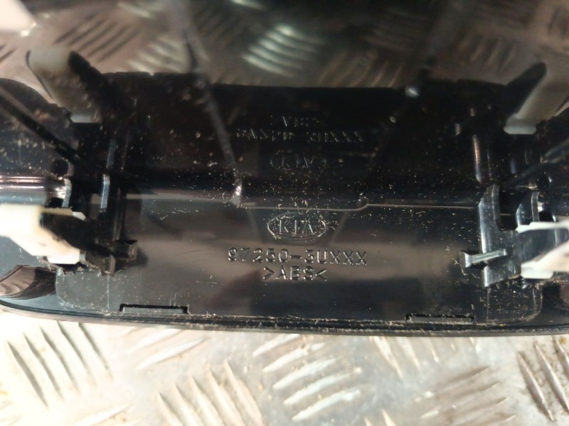 Recambio de mando climatizador para kia sportage referencia OEM IAM 972503U101  
