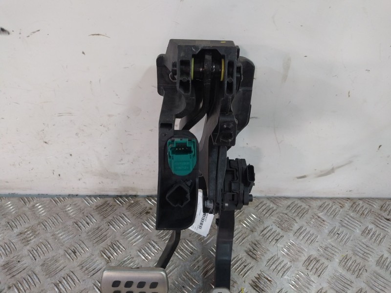 Recambio de pedal freno para renault captur ii (hf_) tce 160 (hfn1) referencia OEM IAM 180022514  