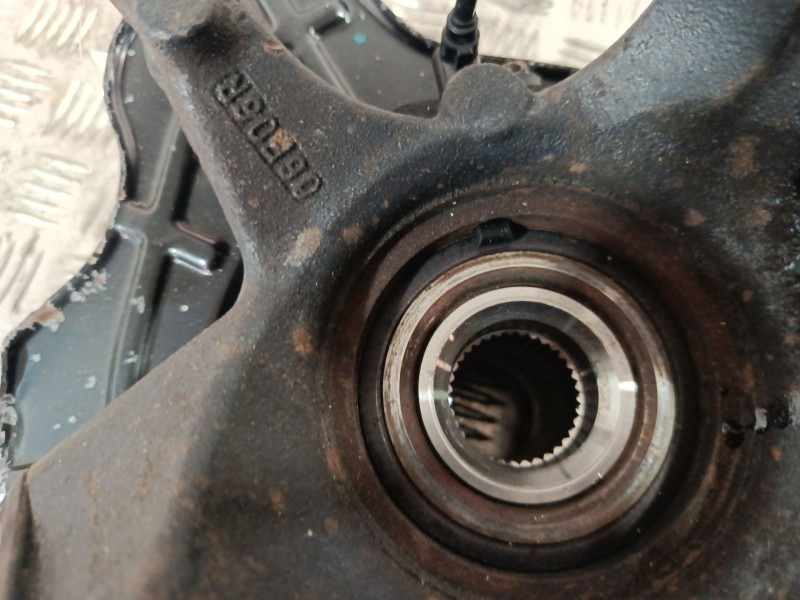 Recambio de mangueta delantera izquierda para opel astra j (p10) 1.7 cdti (68) referencia OEM IAM 13319482  