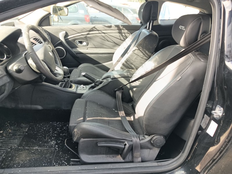 renault megane iii coupé (dz0/1_) del año 2011