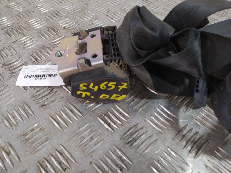 Recambio de cinturon seguridad trasero derecho para opel combo d 1.6 16v cdti referencia OEM IAM 95514059  