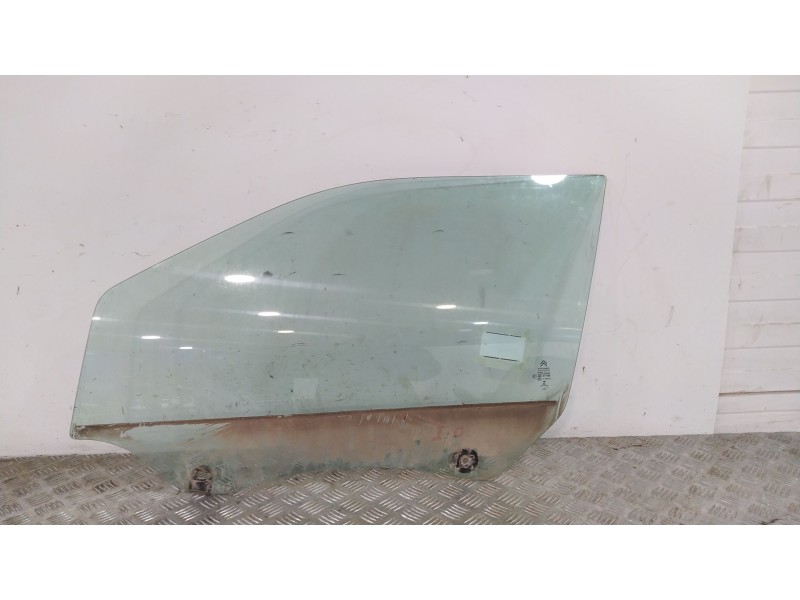 Recambio de luna delantera izquierda para citroën c4 cactus referencia OEM IAM 43R011583  