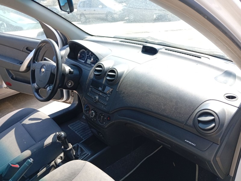 Recambio de caja reles / fusibles para chevrolet aveo / kalos hatchback (t250, t255) 1.2 referencia OEM IAM 96867122  