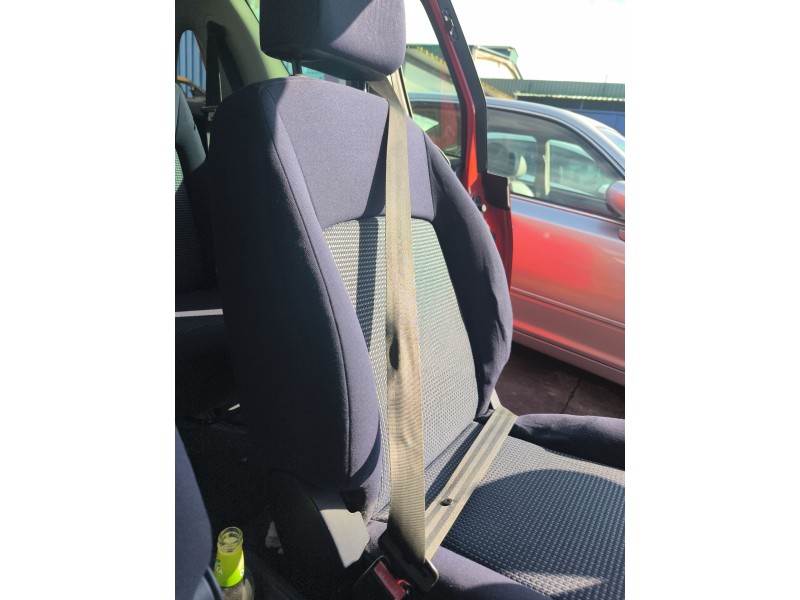 Recambio de enganche cinturon delantero izquierdo para peugeot 1007 (km_) 1.6 16v referencia OEM IAM   