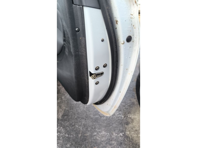 Recambio de cerradura puerta delantera derecha para opel adam (m13) 1.4 referencia OEM IAM 13579523  