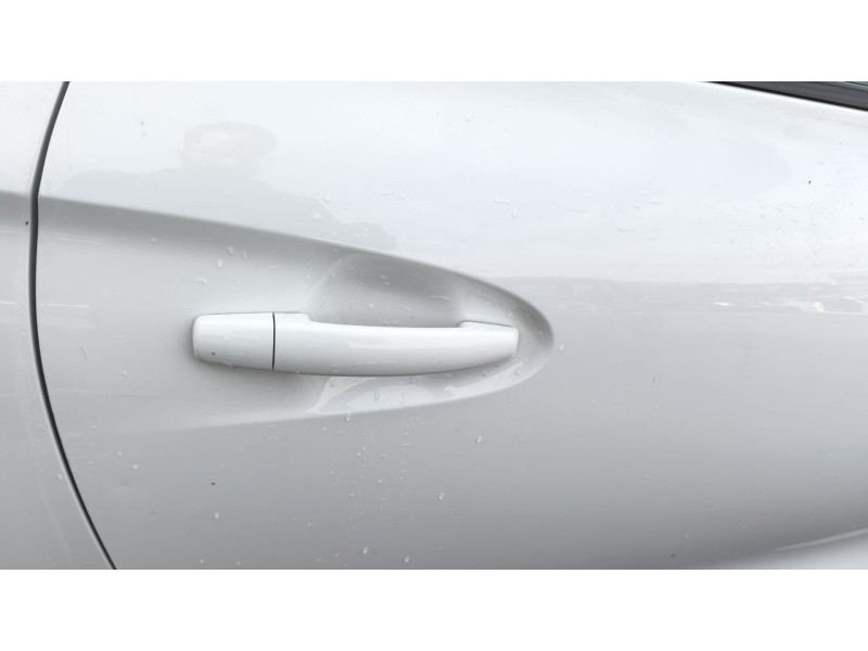 Recambio de maneta exterior delantera derecha para opel adam (m13) 1.4 referencia OEM IAM 13504025 13396248 