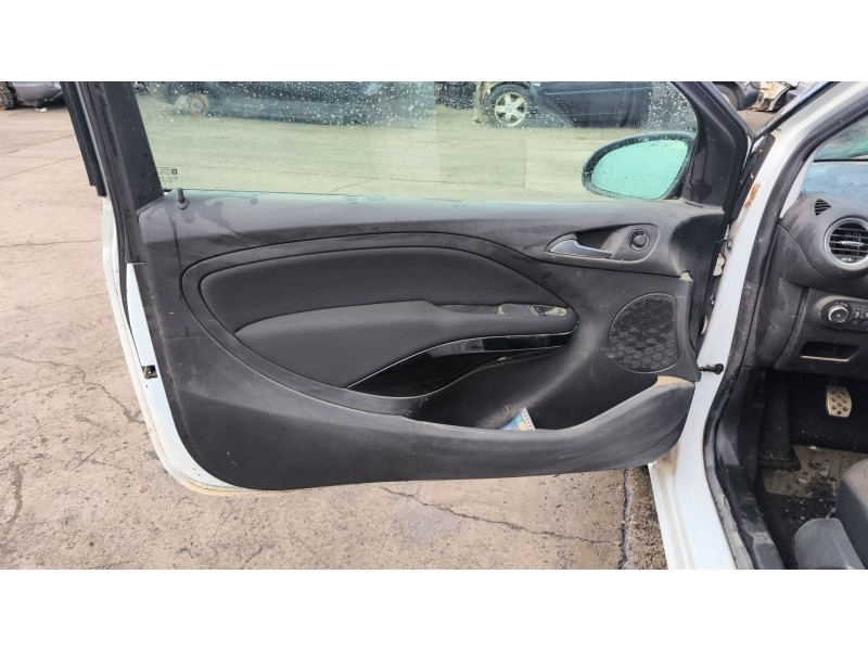 Recambio de elevalunas delantero izquierdo para opel adam (m13) 1.4 referencia OEM IAM 13408526  