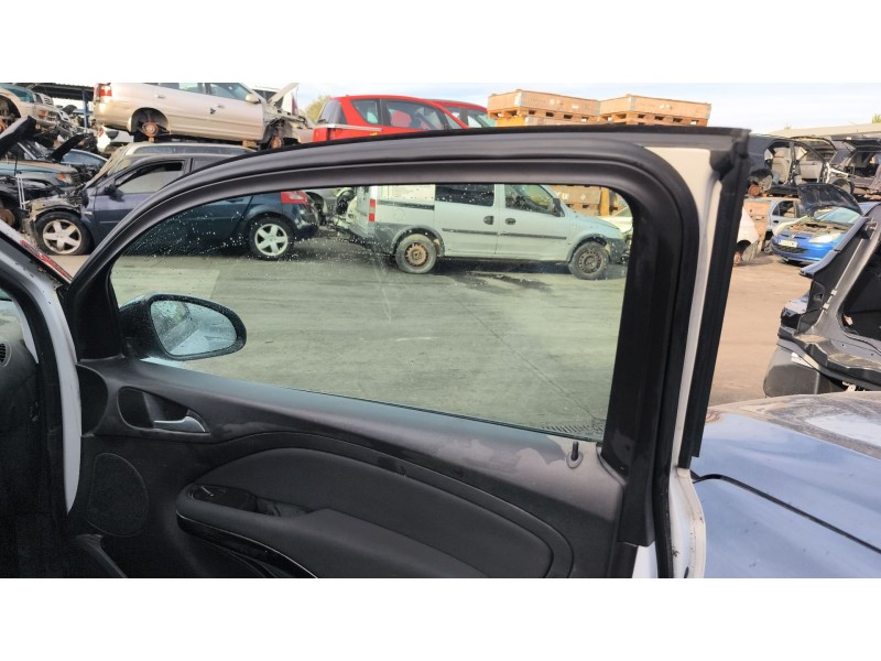 Recambio de luna delantera derecha para opel adam (m13) 1.4 referencia OEM IAM 13352285  